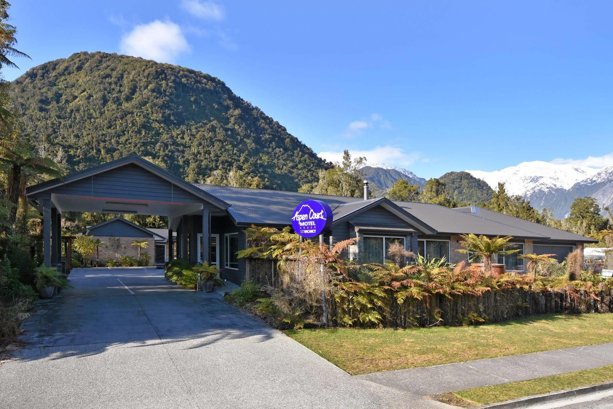 Motel Aspen Court Franz Josef Exteriér fotografie